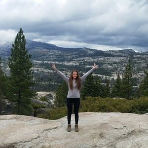 Meet your Posher, Milla